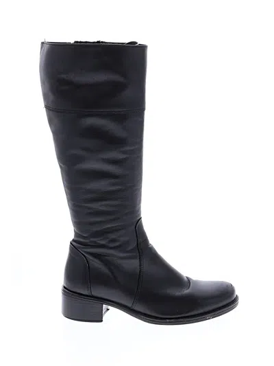 Pre-owned La Canadienne Boots In Black