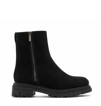 La Canadienne Diamond Shearling Lined Suede Bootie In Black