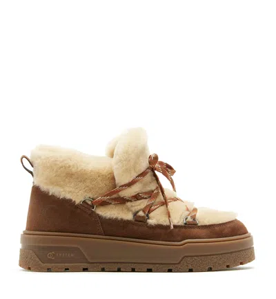 La Canadienne Epic Shearling And Suede Bootie In Caramel