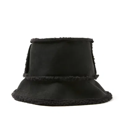 La Canadienne Hallows Bucket Hat In Black