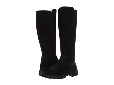 La Canadienne Helene In Black