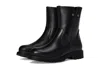 La Canadienne Hogan In Black