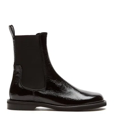 La Canadienne Kindley Crushed Leather Bootie In Black