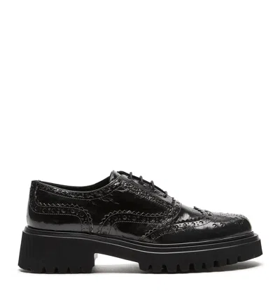 La Canadienne Kindred Crushed Leather Brogue Loafer In Multi
