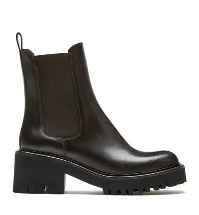 La Canadienne Kiss Leather Bootie In Brown