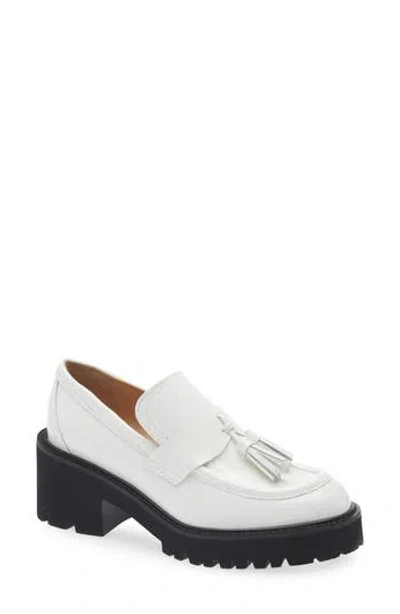 La Canadienne Roam Tassel Loafer In White