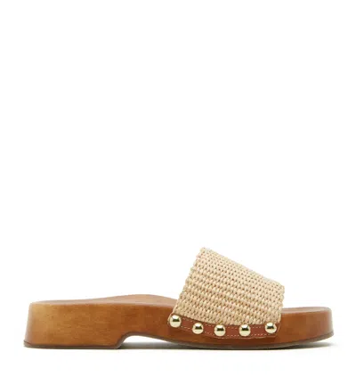 La Canadienne Sage Raffia Clog Sandal In Neutral