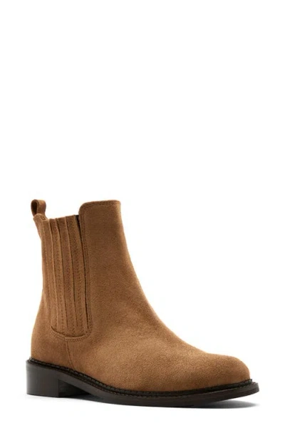 La Canadienne Siera Chelsea Boot In Brown
