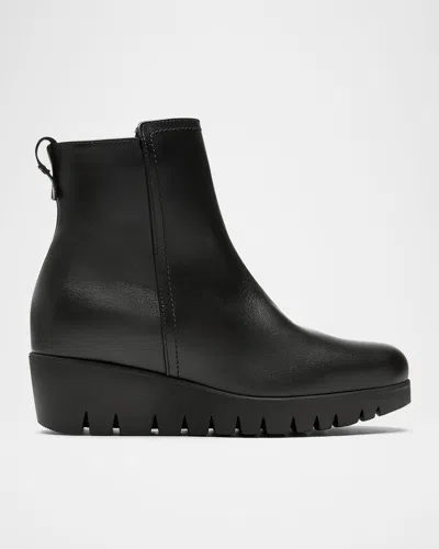 LA CANADIENNE TEAGAN LEATHER WEDGE BOOTIES