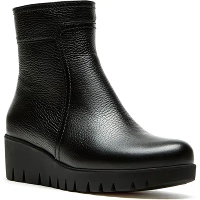 LA CANADIENNE LA CANADIENNE TOKEN WATERPROOF WEDGE BOOTIE