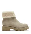La Canadienne ?variant=42438365315209&country=us In Pebble