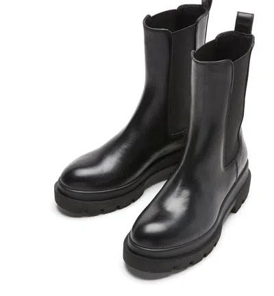 La Canadienne ?variant=42438375047305&country=us In Black