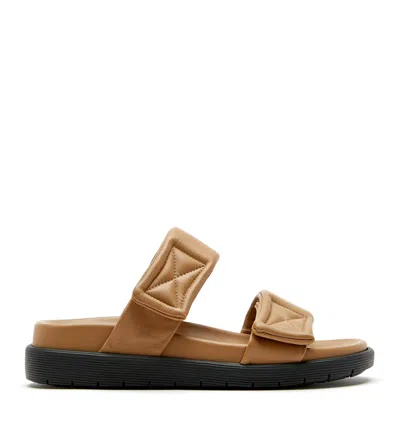 La Canadienne ?variant=43314502500489&country=us In Camel