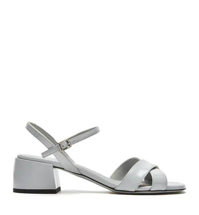 La Canadienne ?variant=43368341635209&country=us In Off White