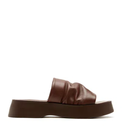 La Canadienne ?variant=45180850307209&country=us In Brown