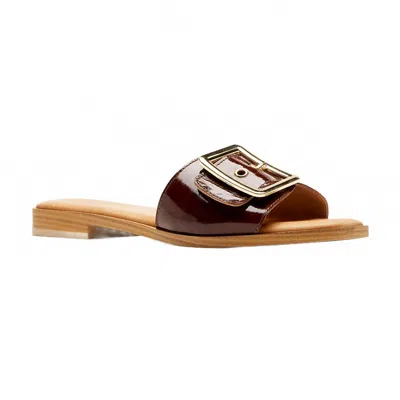 La Canadienne Women's Stefan Sandal In Brown Crushed In Burgundy