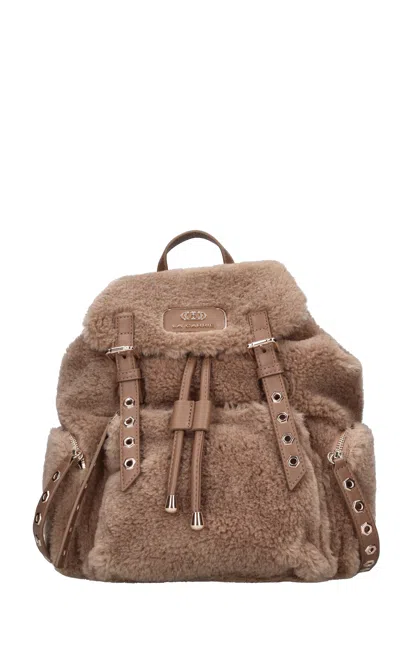 La Carrie Bags.. In Beige Chari