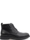 La Conte Closed Ankle Boots With Lace-up Front In Black