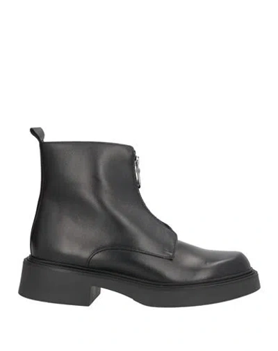 La Cuinta Woman Ankle Boots Black Size 6 Textile Fibers In Multi