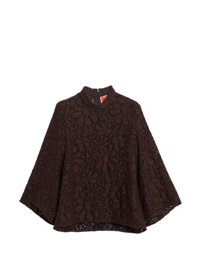 LA DOUBLEJ LACEY MAKE AN EXIT TOP