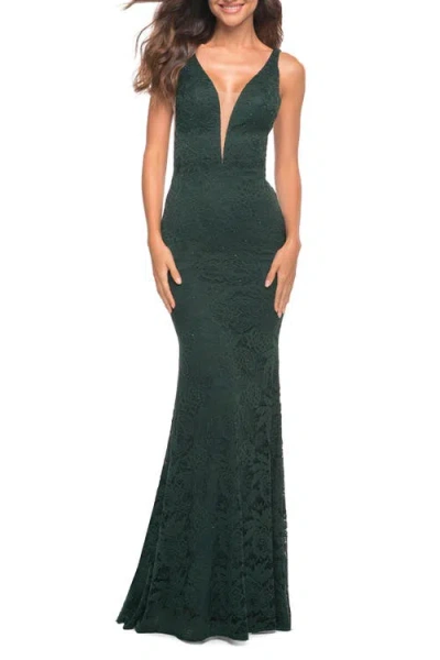 La Femme Chic Stretch Lace Gown With Deep V Neckline In Dark Emerald