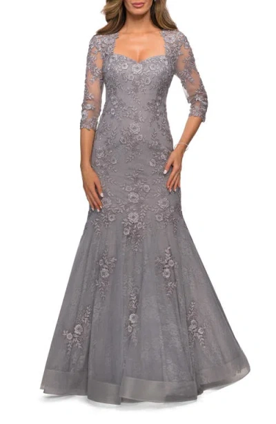 LA FEMME LA FEMME LONG LACE MERMAID GOWN WITH SQUARE NECKLINE