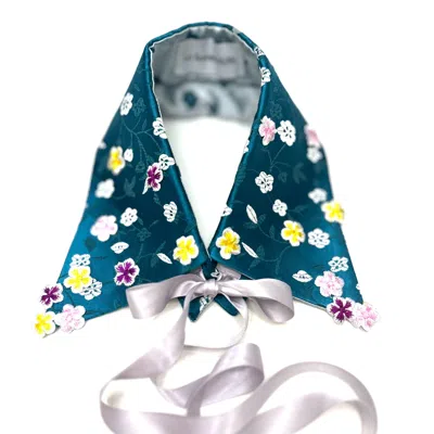 La Femme Mimi Women's Hand Embroidered Collar Zero-waste