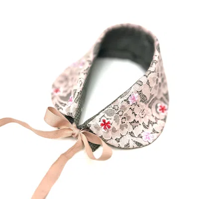 La Femme Mimi Women's Romantic Hand Embroidered Lace Collar
