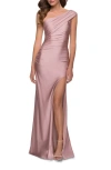 La Femme One Shoulder Shiny Ruched Jersey Dress With Slit In Mauve