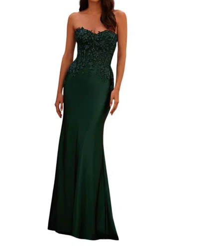 La Femme Satin Fitted Prom Dress In Emerald In Green
