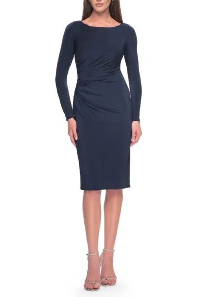 La Femme Short Simple Jersey Dress With Flattering Ruching In Navy