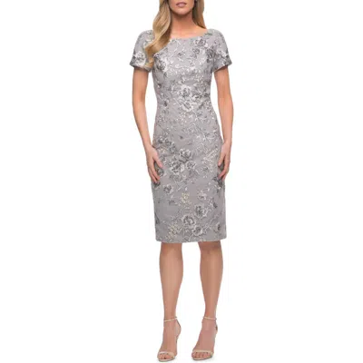 La Femme Short Sleeve Below The Knee Dress With High Neckline In Silver
