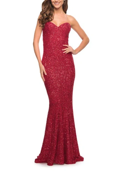 La Femme Strapless Sweetheart Luxe Sequin Gown In Red