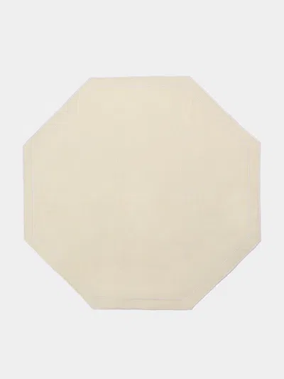La Gallina Matta Octagon Linen Placemats (set Of 4)  Abask Gift Set In Neutral