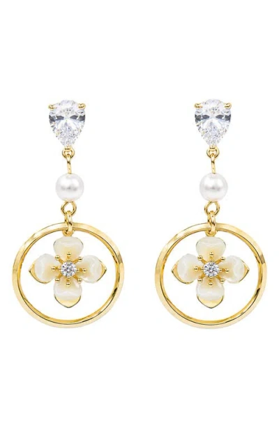 La Meno Flower Circle Drop Earrings In Gold