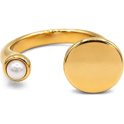 La Meno Solis 18k Gold Plated Imitation Pearl Ring