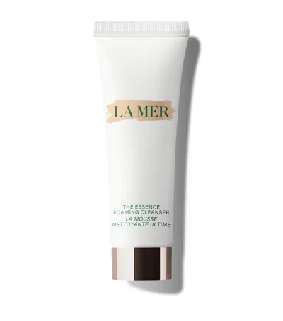 La Mer The Essence Foaming Cleanser In White