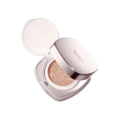 La Mer The Luminous Lifting Cushion Foundation Spf 20 + Refill  Pink Porcelain No. 01 In White