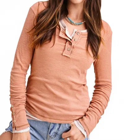 La Miel Almeria Scoop Neck Henley Tee In Ginger In Orange