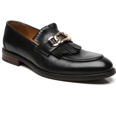 La Milano Franconia Apron Toe Kilted Bit Loafer In Black