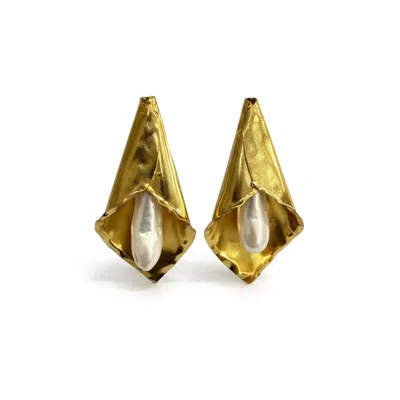 La Pluie Jewellery Women's Gold Nascita Earrings