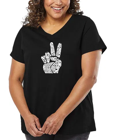 LA POP ART PLUS SIZE PEACE FINGERS WORD ART V-NECK T-SHIRT