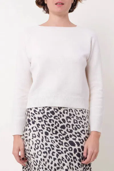 La Prestic Ouiston Ras Du Cou Panthere Fitted Crewneck Elbow Patch Sweater In Ecru In White