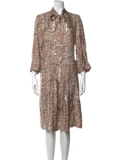 Pre-owned La Prestic Ouiston Silk Knee-length Dress In Multi