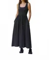 La Relaxed Effie Maxi Dress In Charcoal In Black