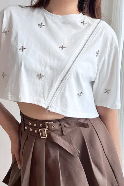 La' Ros Quatrefoil Embellished Cotton Tee In White