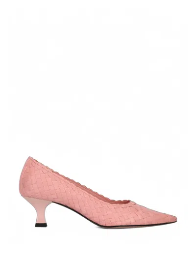 La Rose Carol Woven Pumps In Pink
