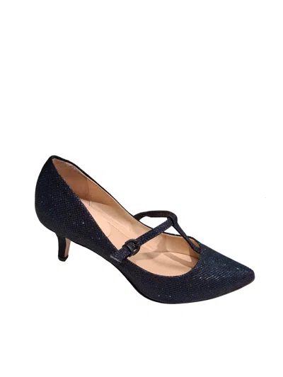 La Rose Kitten Heels Pumps In Black