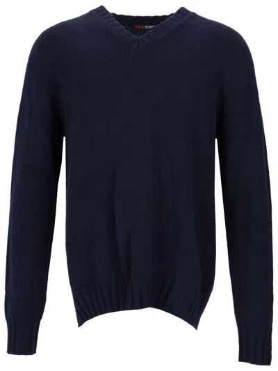 La Rose V Neck In Blue