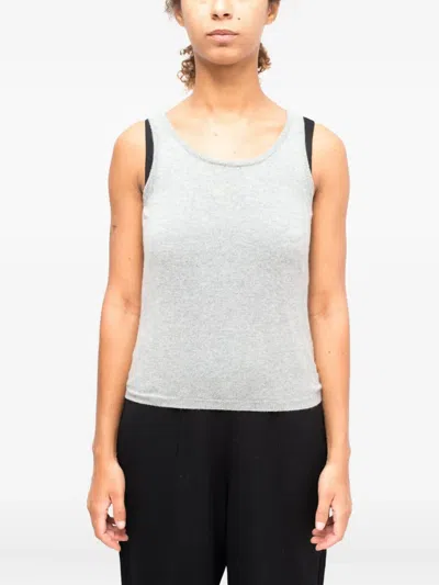 La Rose Cashmere Scoop Neck Ribbed Knit Top In Gray